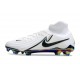 Crampons Nike Phantom Luna 2 Elite FG Blanc Noir